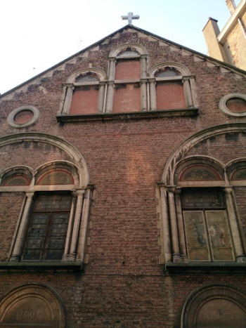 Ancienne Ãglise - Schaerbeek, Bruxelles.jpg
