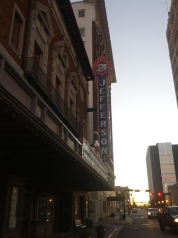 Jefferson Theater - Beaumont, TX.jpg