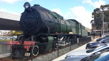 Bakewell 542 Locomotive - Perth, WA.jpg