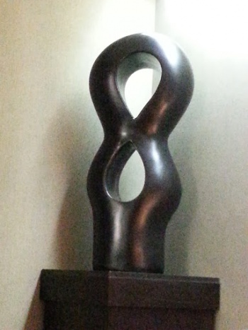 Figure 8 Standing Sculpture - Torrance, CA.jpg
