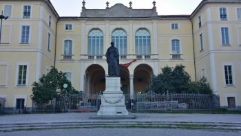 Statua Antonio Rosmini - Milano, Lombardia.jpg