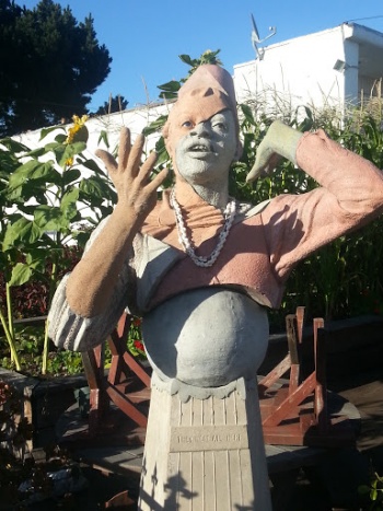Gesture Statue - Richmond, CA.jpg