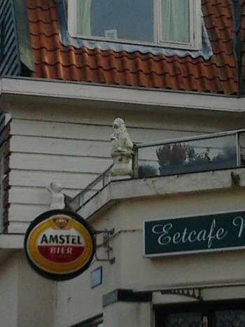 Mosplein Statue - Amsterdam, NH.jpg