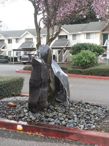 Van Plaza Apartments Fountain - Vancouver, WA.jpg