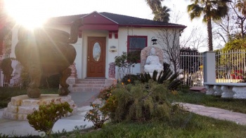 Buddhist Center Urn - Pasadena, CA.jpg
