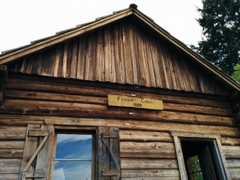 Fraser House - Bellevue, WA.jpg