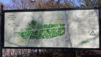 Hinweistafel GroÃer Tiergarten Berlin - Berlin, Berlin.jpg