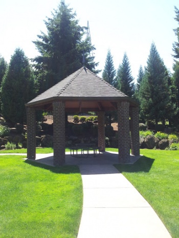Mission Hills Gazebo - Vancouver, WA.jpg