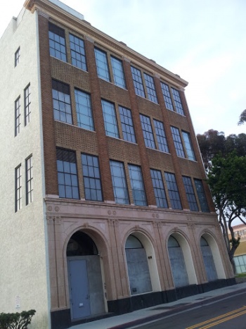 Broad Art Foundation Building - Santa Monica, CA.jpg