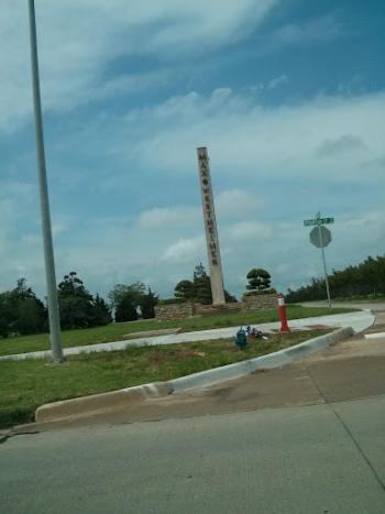 Max Westheimer Pillar - Norman, OK.jpg