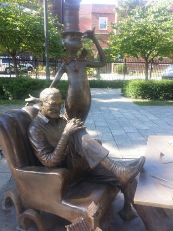 Dr. Seuss Statue - Springfield, MA.jpg