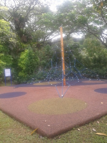 Pyramid Net - Singapore, Singapore.jpg