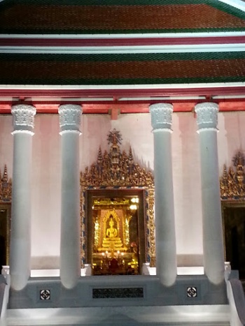 MakutKasat Tample - Bangkok, Krung Thep Maha Nakhon.jpg
