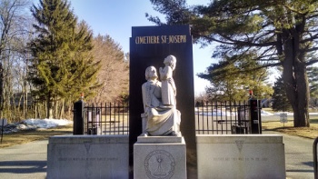 Cimetiere St-Joseph - Chelmsford, MA.jpg
