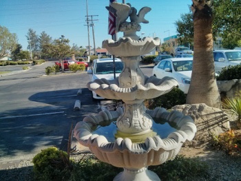 Oxford Fountain - Lancaster, CA.jpg