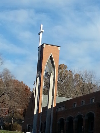 Luther Memorial Cross - Omaha, NE.jpg